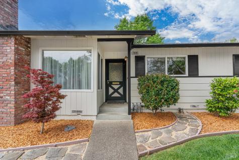 1819 Woodward Drive Santa Rosa CA 95405