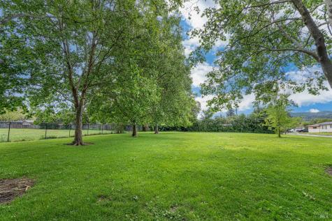 1819 Woodward Drive Santa Rosa CA 95405