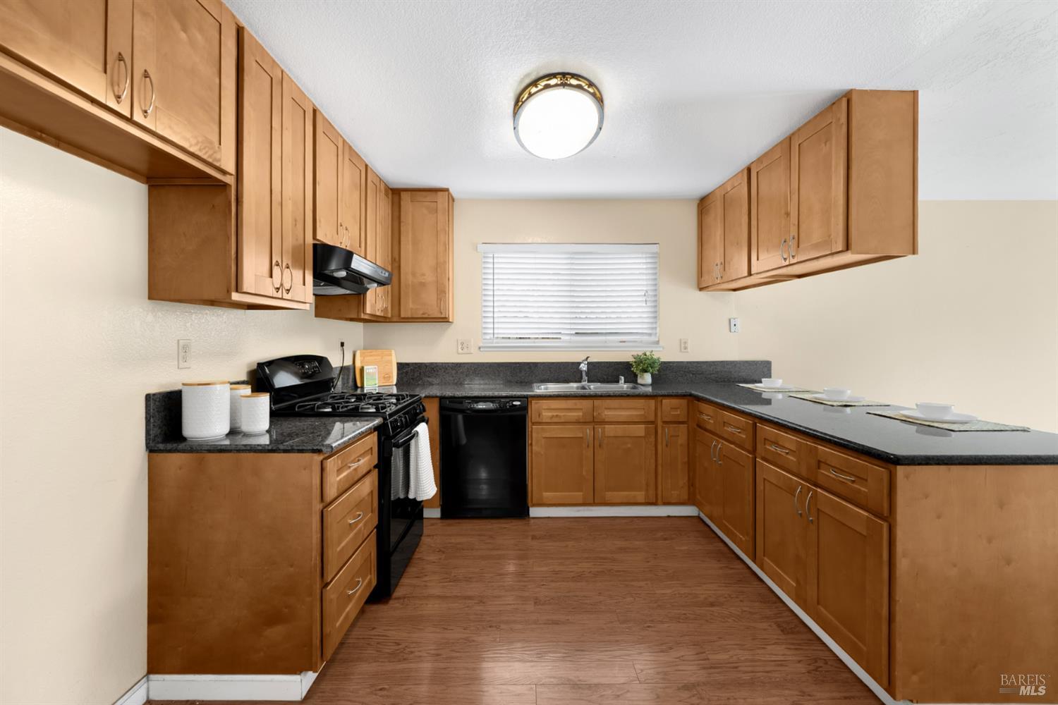 4984 Fern Place Rohnert Park CA 94928