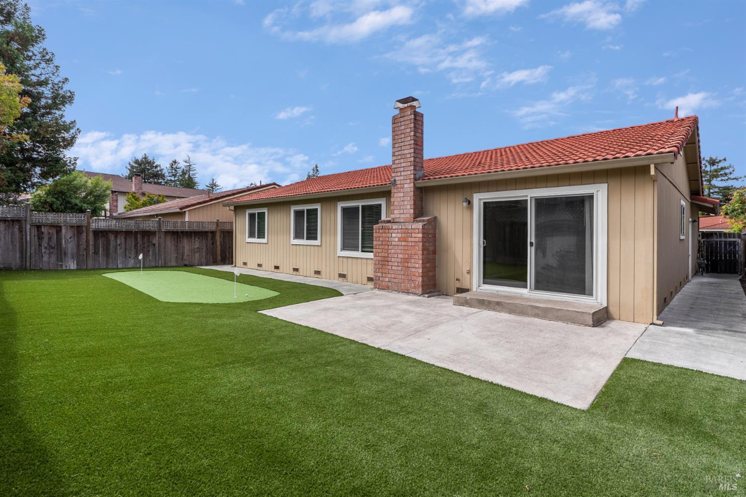4984 Fern Place Rohnert Park CA 94928