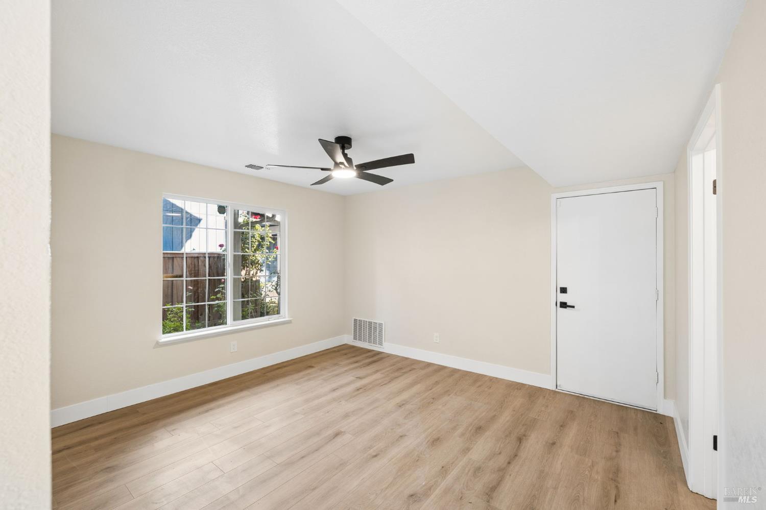 127 Dream Street Vacaville CA 95687