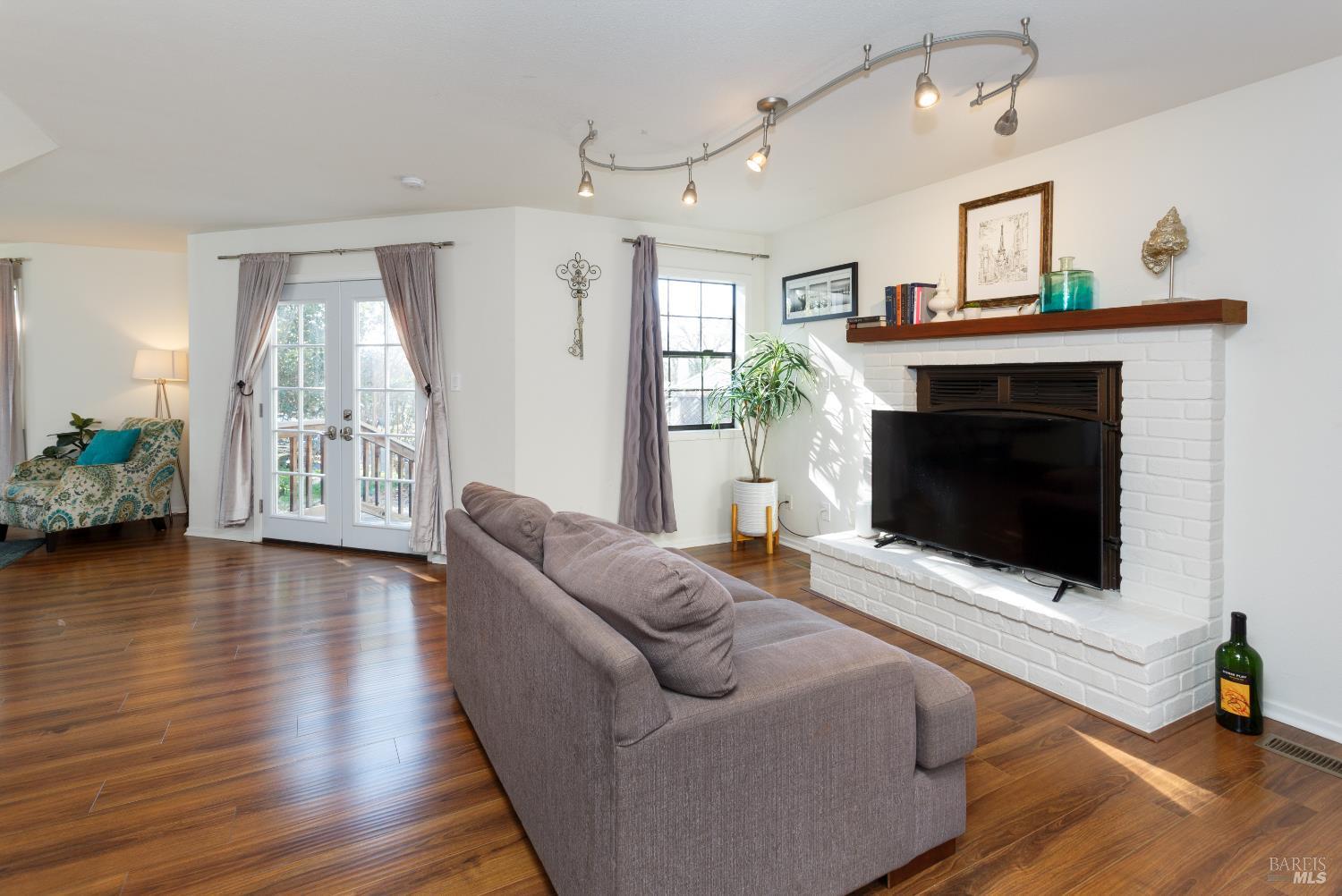141 Theodor Lane Sonoma CA 95476