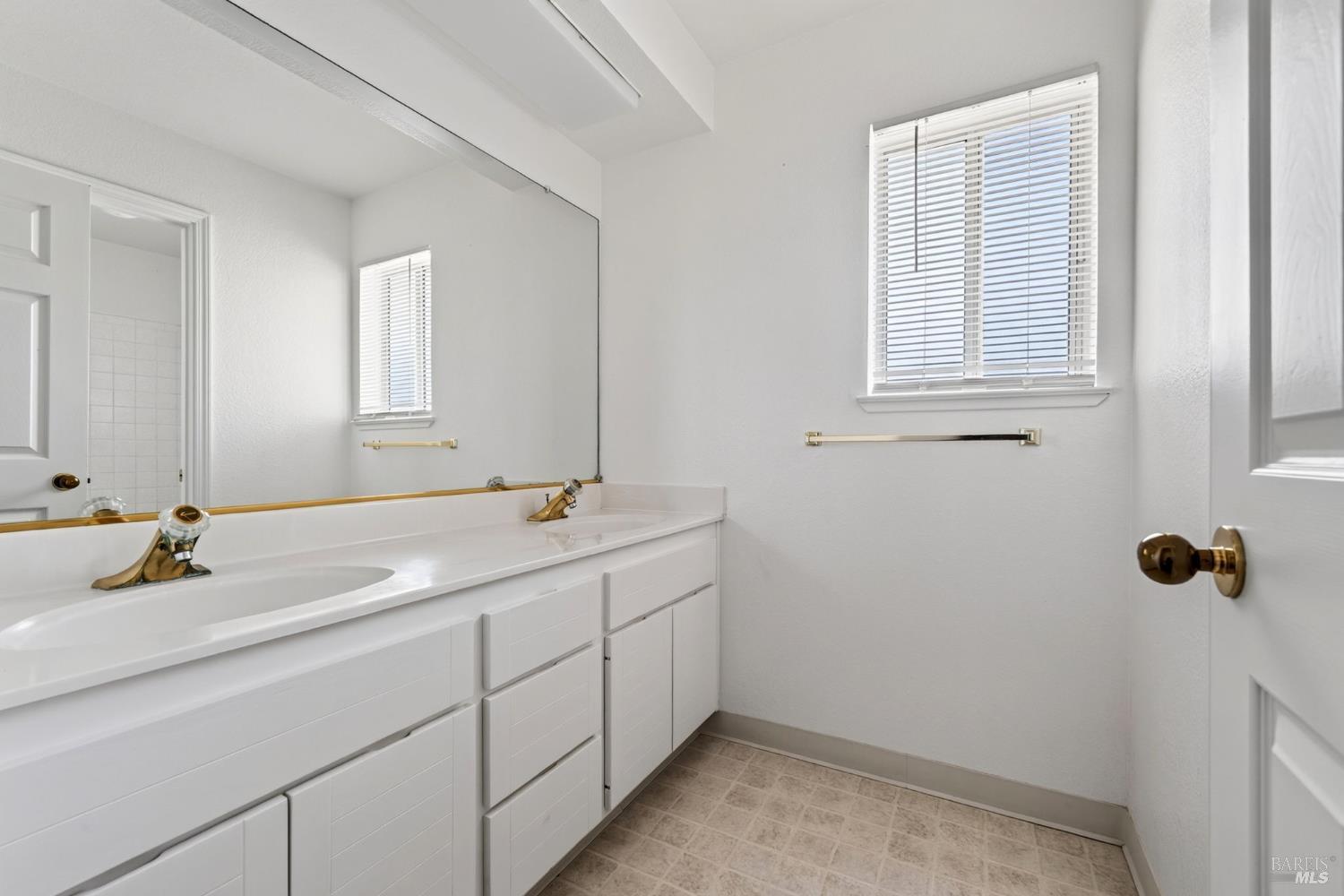 306 Whitethorn Court Windsor CA 95492