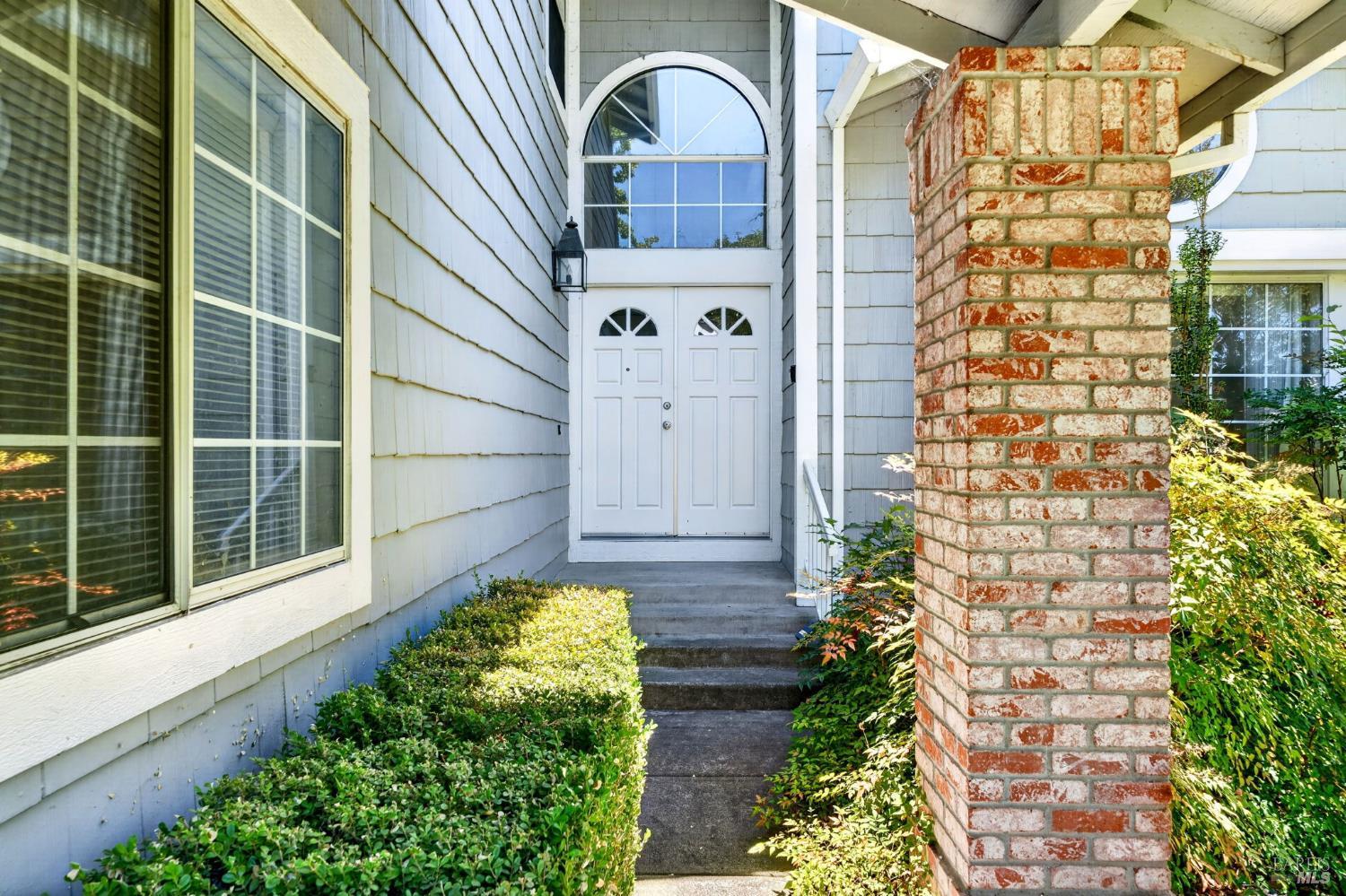 306 Whitethorn Court Windsor CA 95492