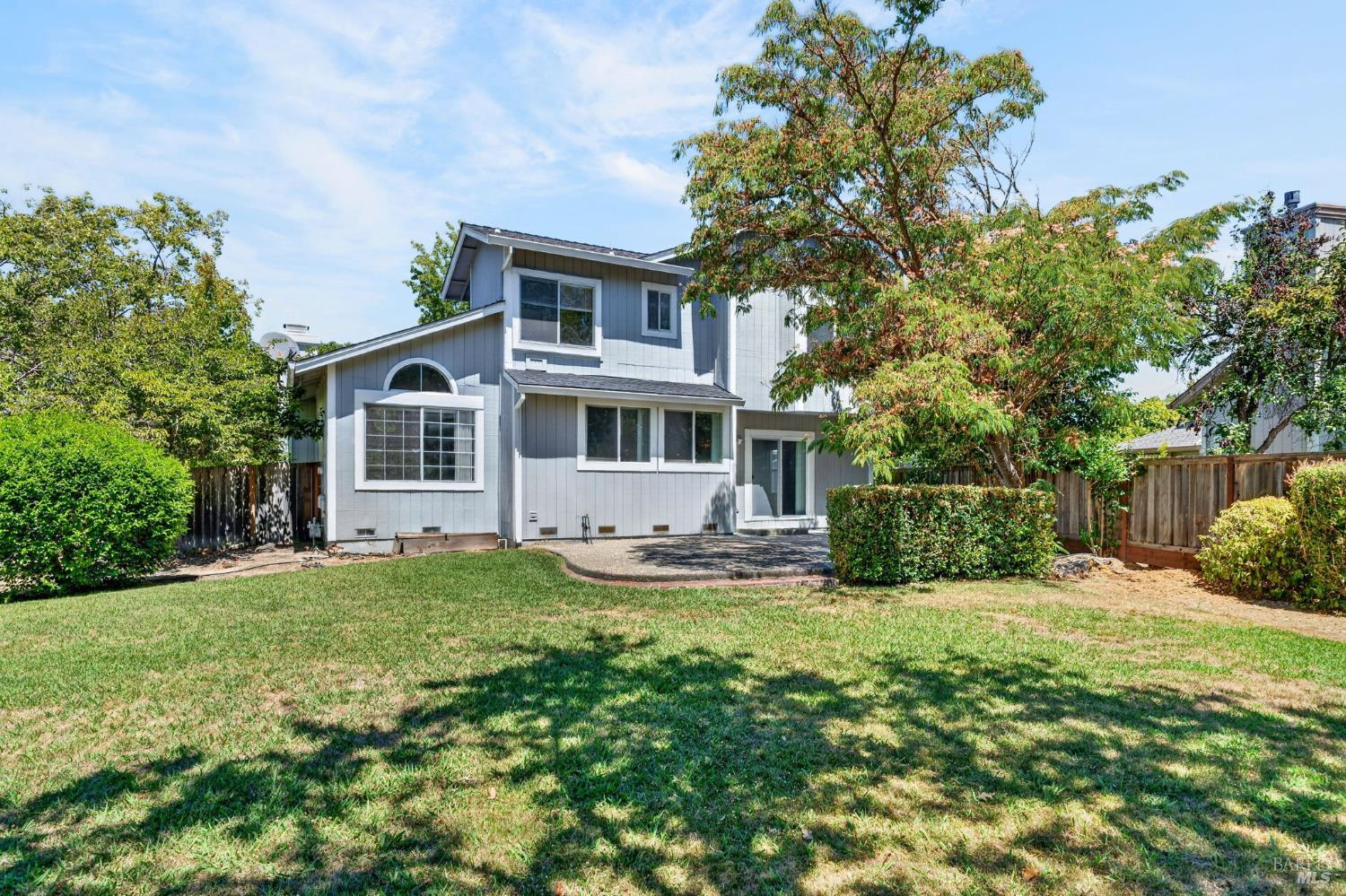 306 Whitethorn Court Windsor CA 95492