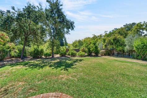 306 Whitethorn Court Windsor CA 95492