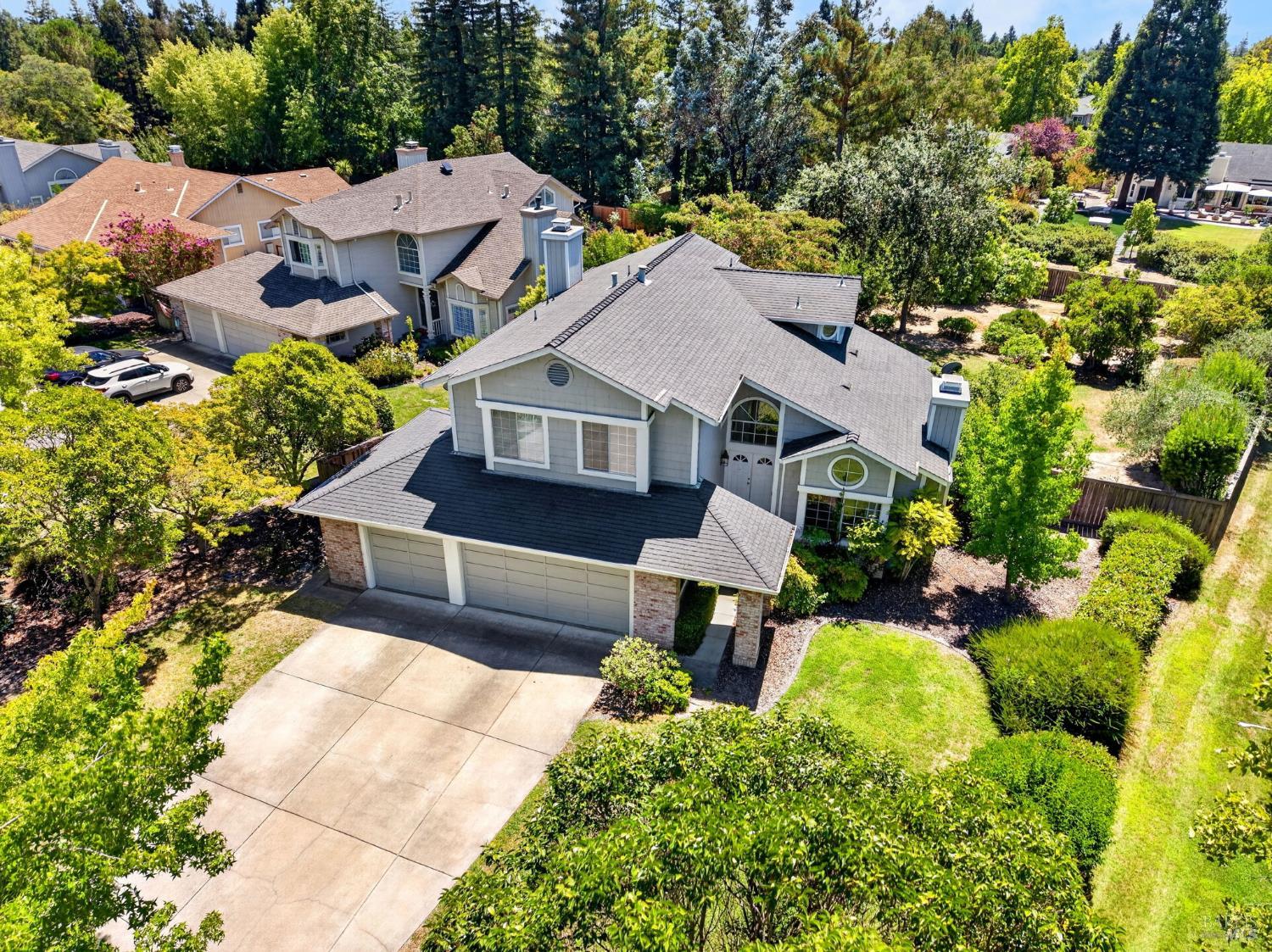306 Whitethorn Court Windsor CA 95492