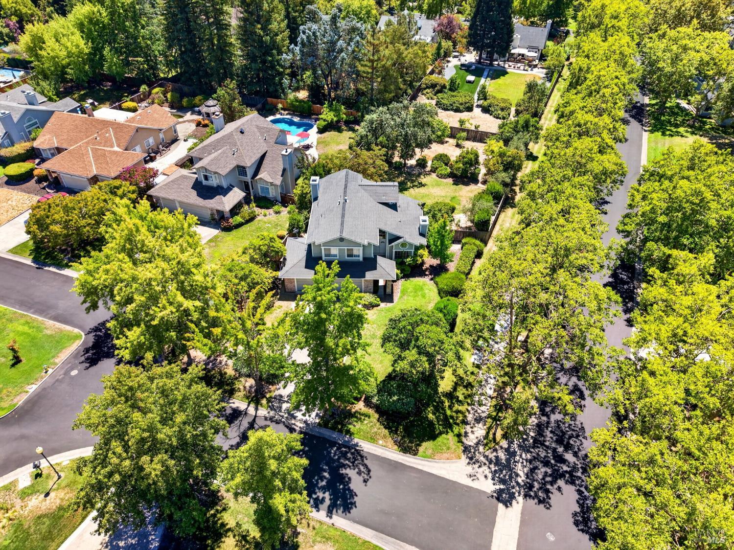 306 Whitethorn Court Windsor CA 95492