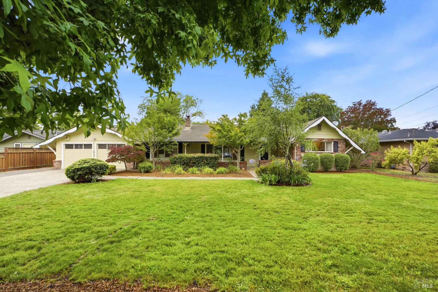 373 Piezzi Road Santa Rosa CA 95401