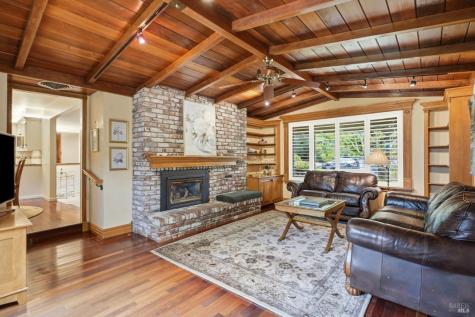 373 Piezzi Road Santa Rosa CA 95401