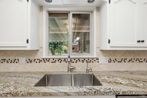 373 Piezzi Road Santa Rosa CA 95401