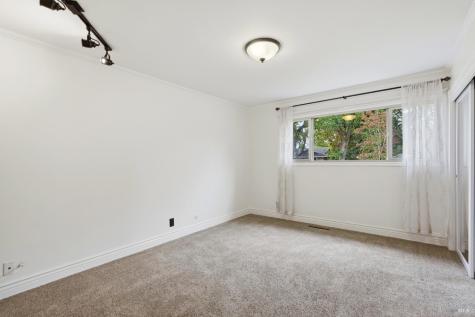 373 Piezzi Road Santa Rosa CA 95401