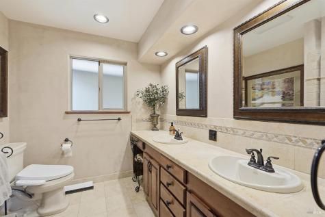 373 Piezzi Road Santa Rosa CA 95401