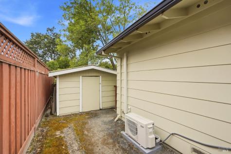 373 Piezzi Road Santa Rosa CA 95401
