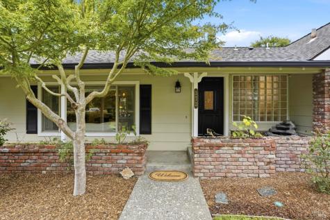 373 Piezzi Road Santa Rosa CA 95401