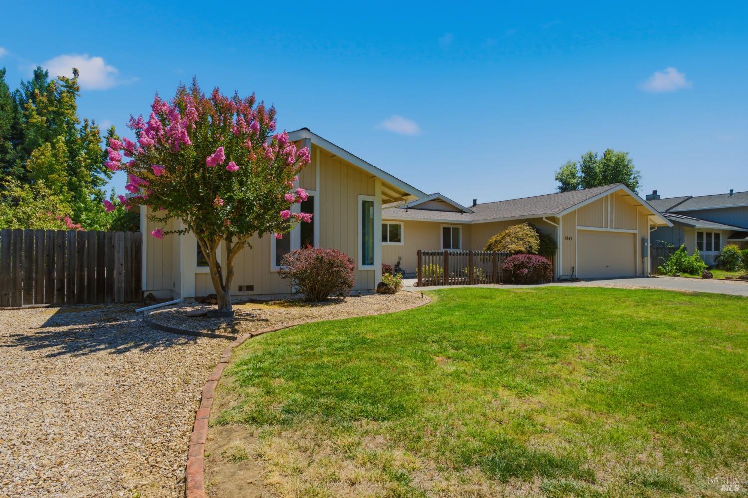 1261 Sweetbriar Drive Napa CA 94558