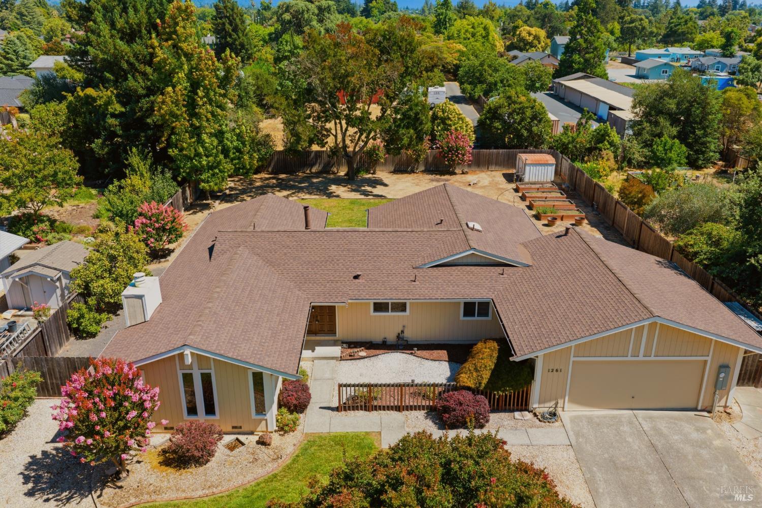 1261 Sweetbriar Drive Napa CA 94558