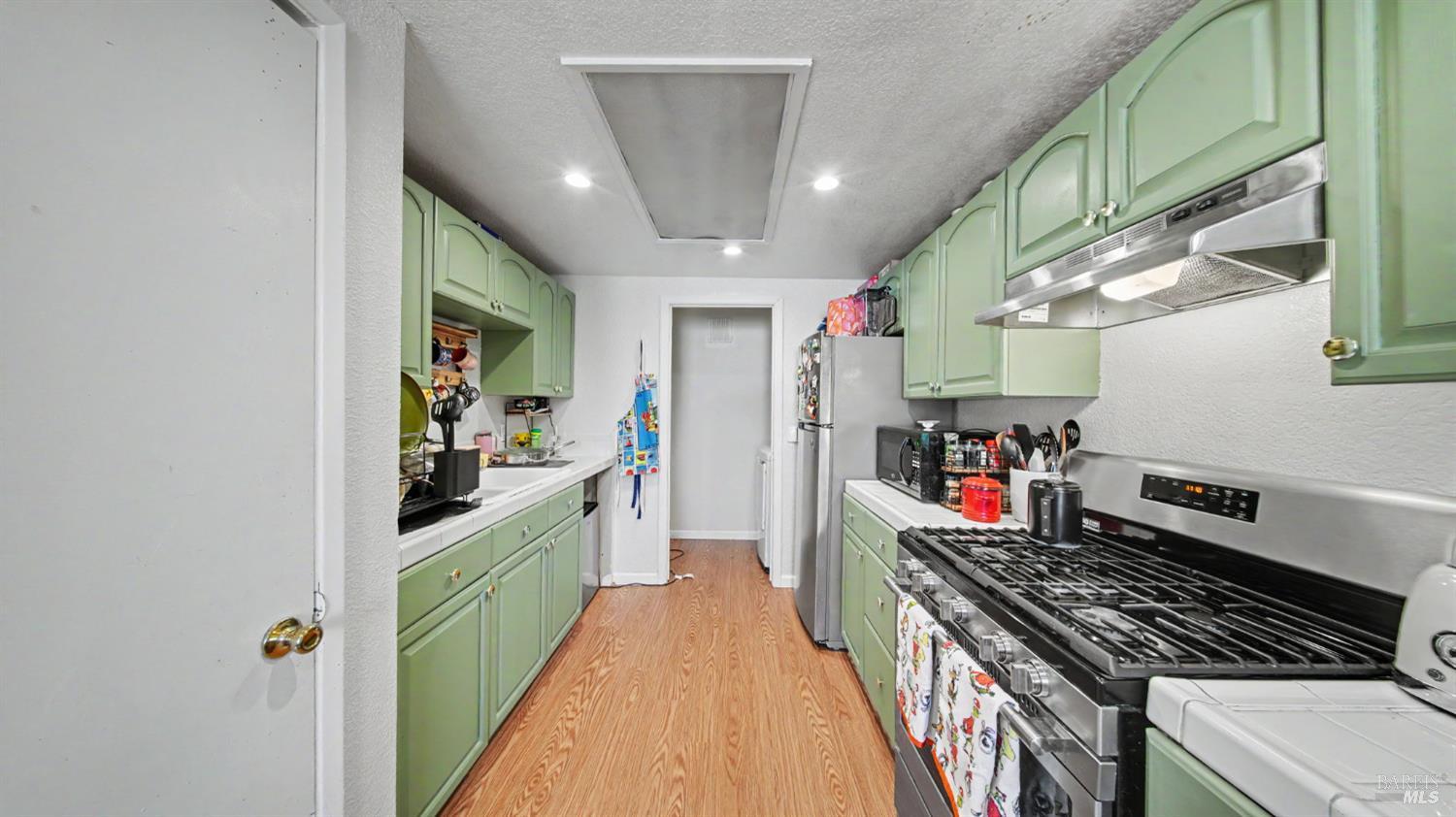 156 Peach Street Vallejo CA 94589