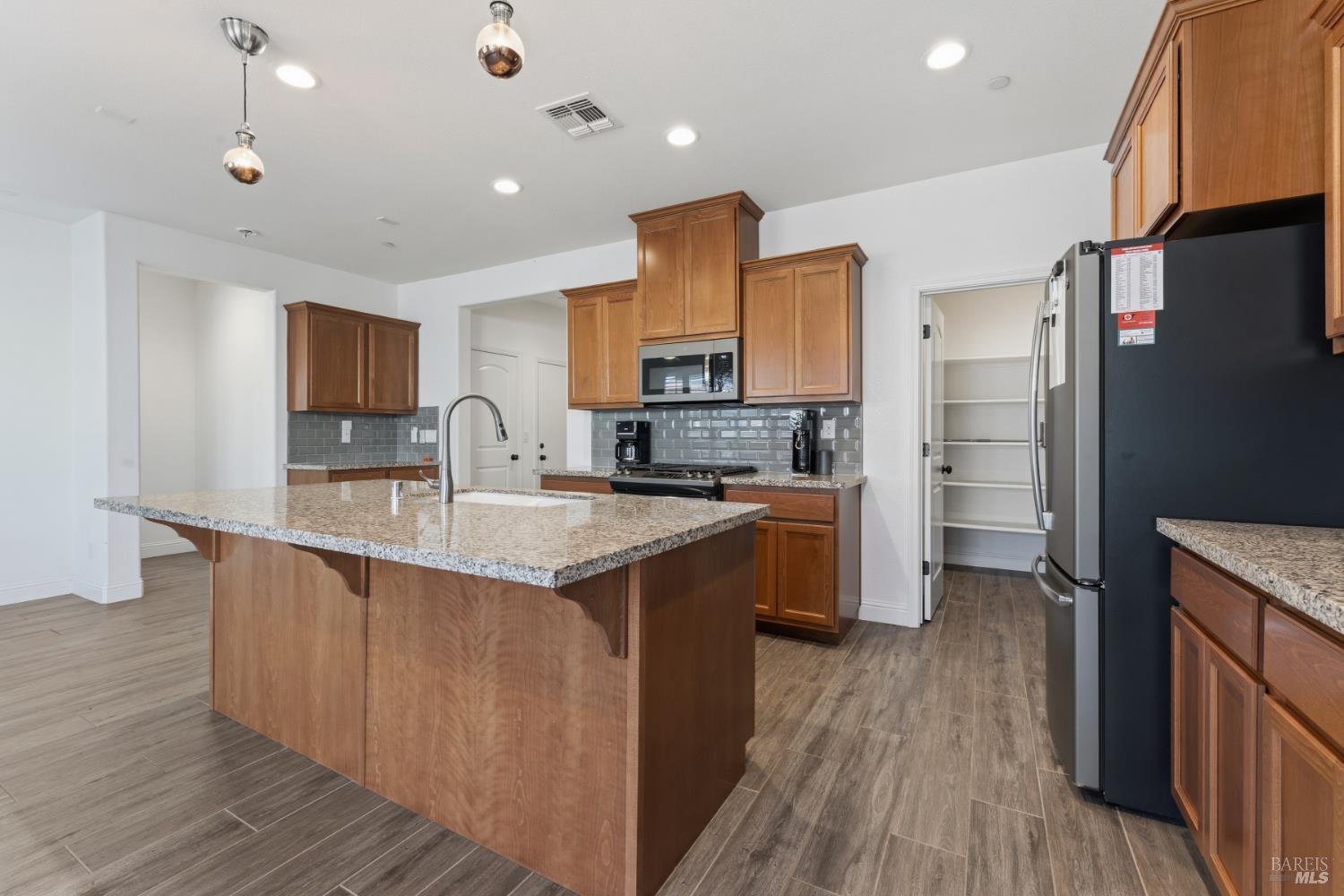 355 Marigold Drive Vacaville CA 95687