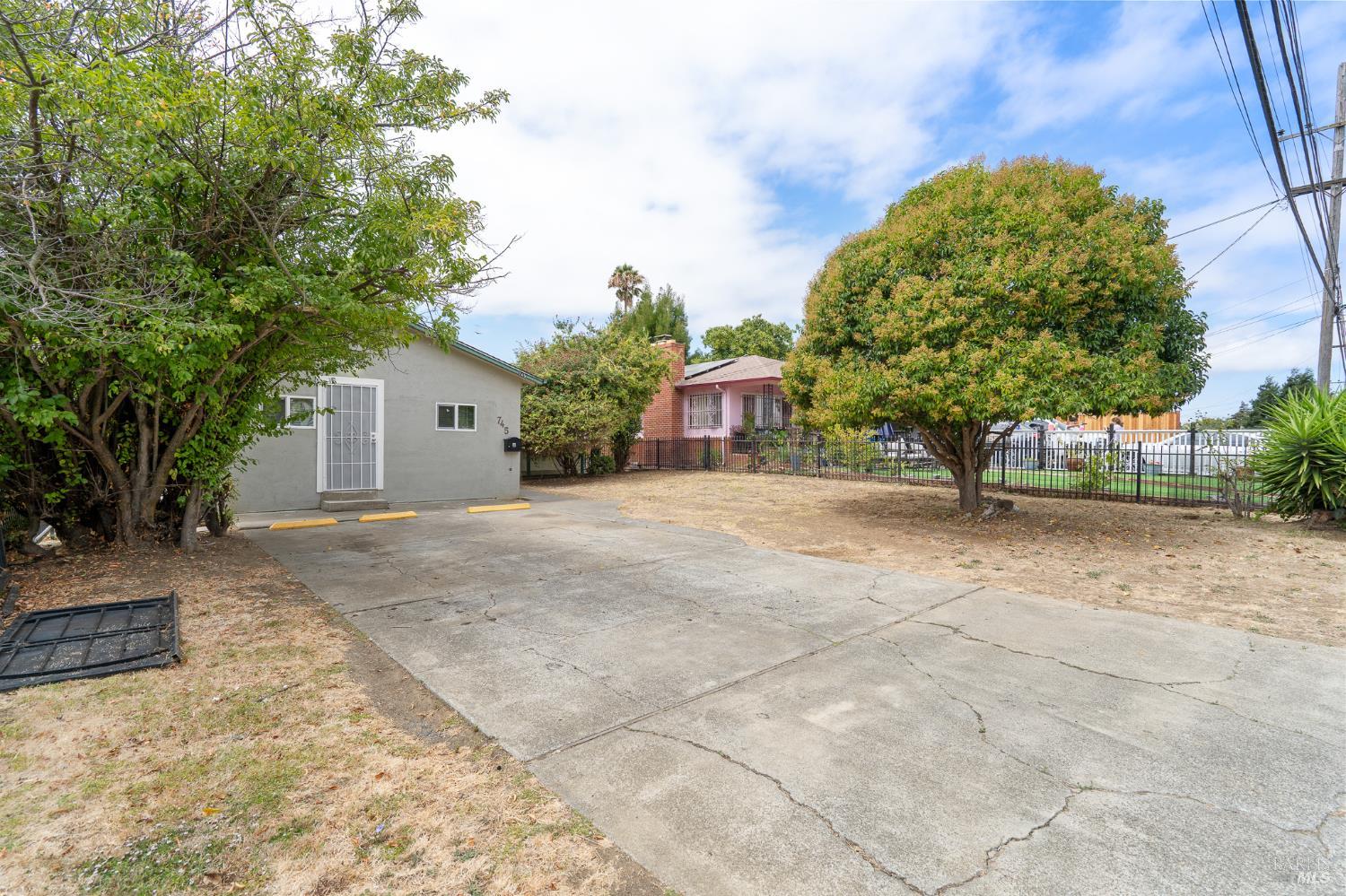 745 5th Street Vallejo CA 94590