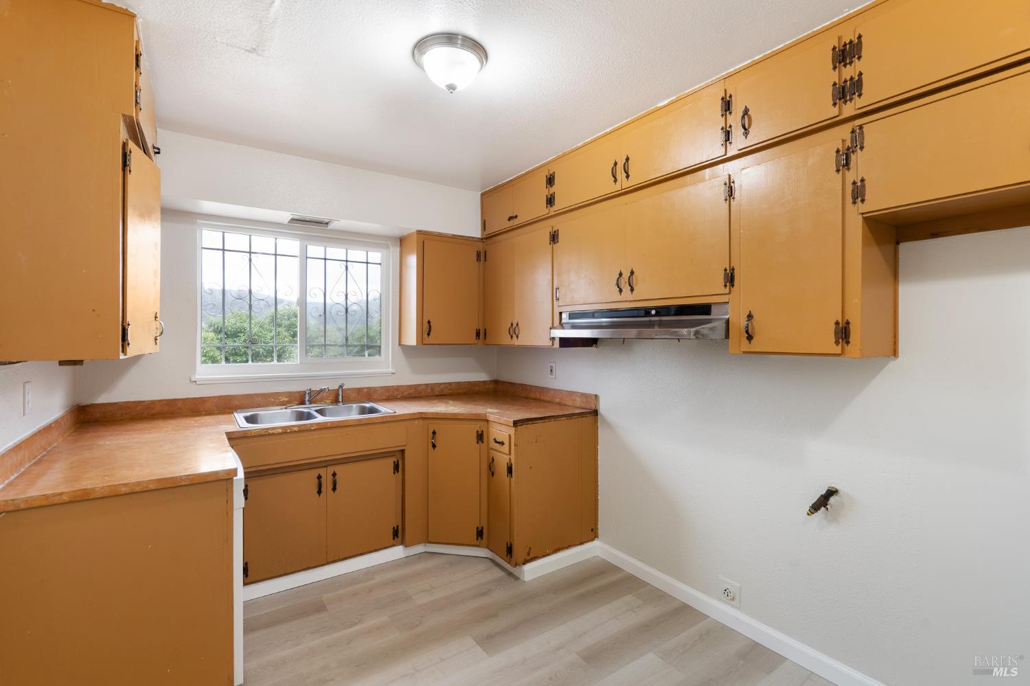 745 5th Street Vallejo CA 94590