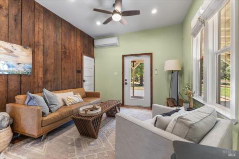 5647 Highway 128 Highway Geyserville CA 95441