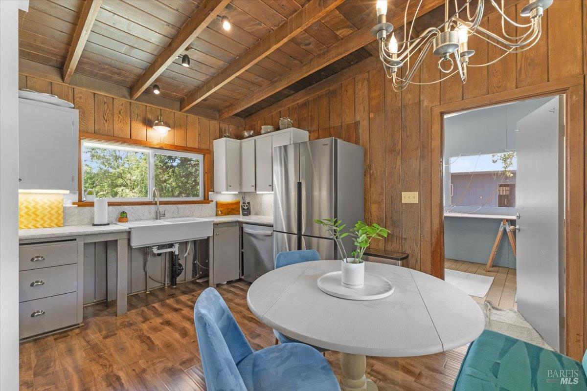 5647 Highway 128 Highway Geyserville CA 95441