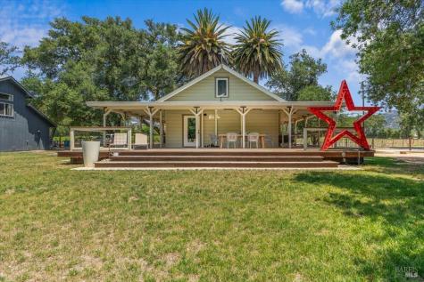5647 Highway 128 Highway Geyserville CA 95441