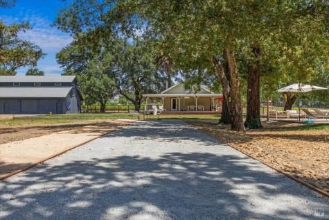 5647 Highway 128 Highway Geyserville CA 95441