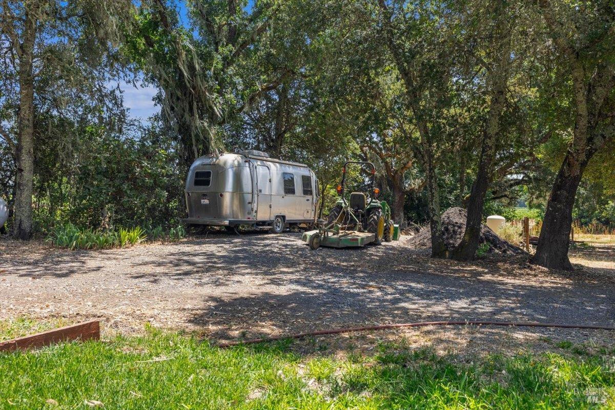 5647 Highway 128 Highway Geyserville CA 95441