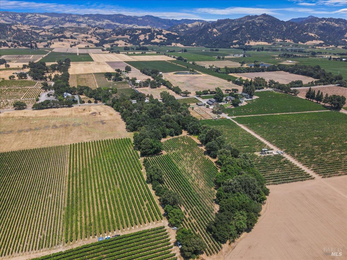 5647 Highway 128 Highway Geyserville CA 95441