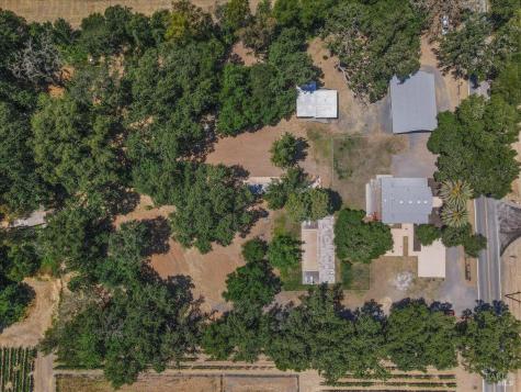 5647 Highway 128 Highway Geyserville CA 95441