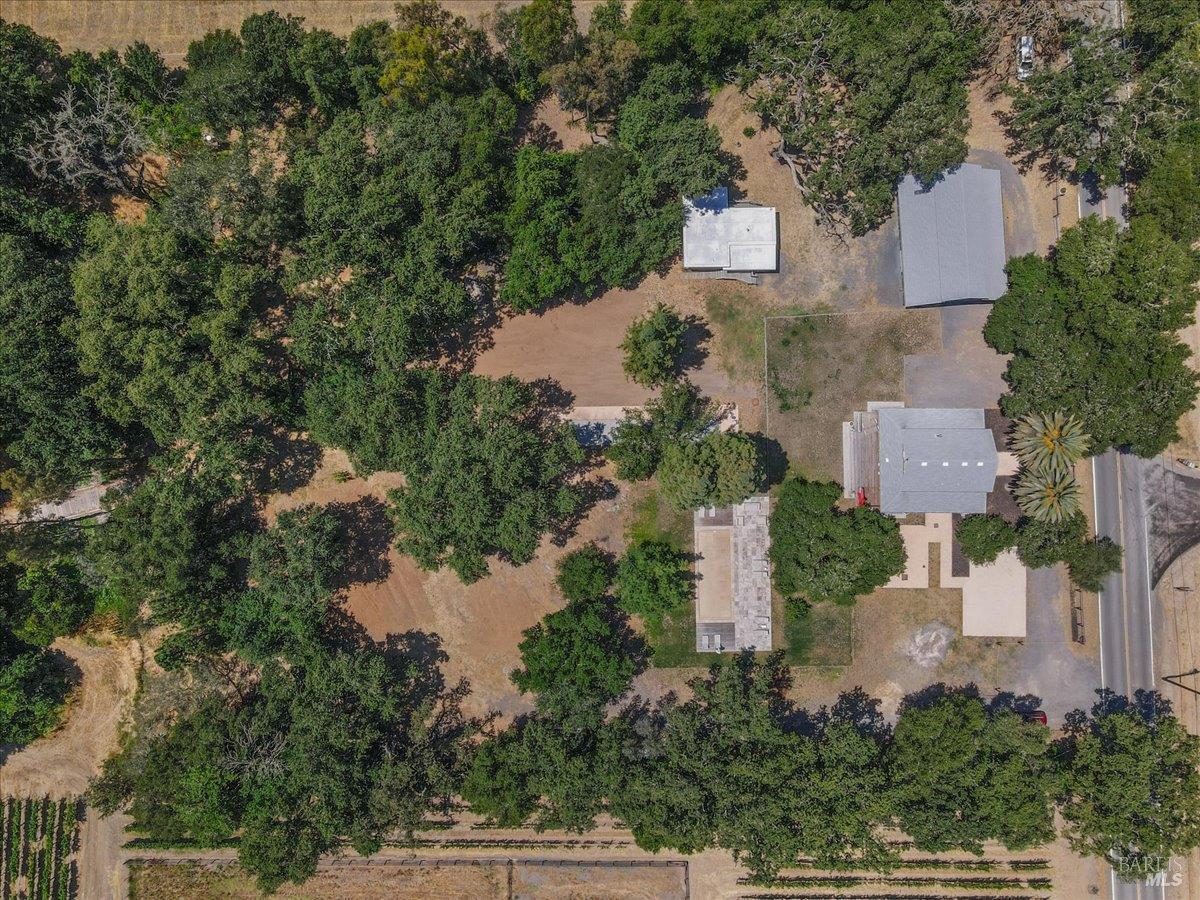 5647 Highway 128 Highway Geyserville CA 95441