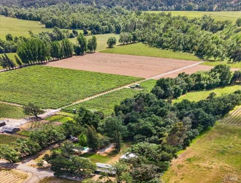 5647 Highway 128 Highway Geyserville CA 95441