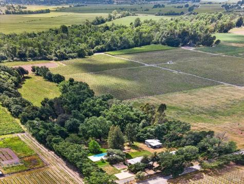 5647 Highway 128 Highway Geyserville CA 95441