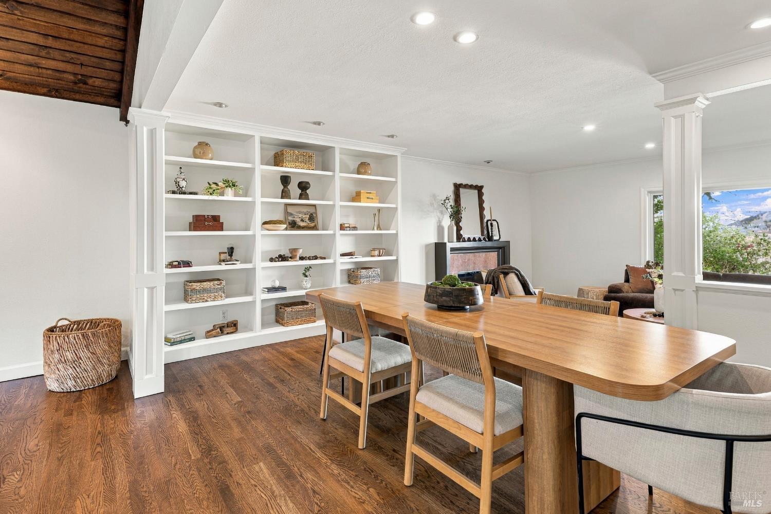 729 Elm Drive Petaluma CA 94952