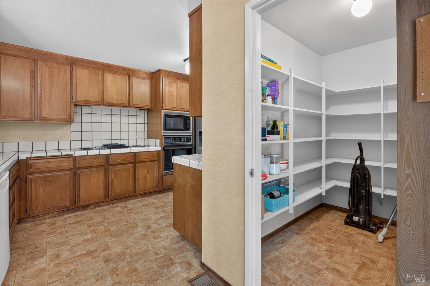 843 Coventry Lane Fairfield CA 94533