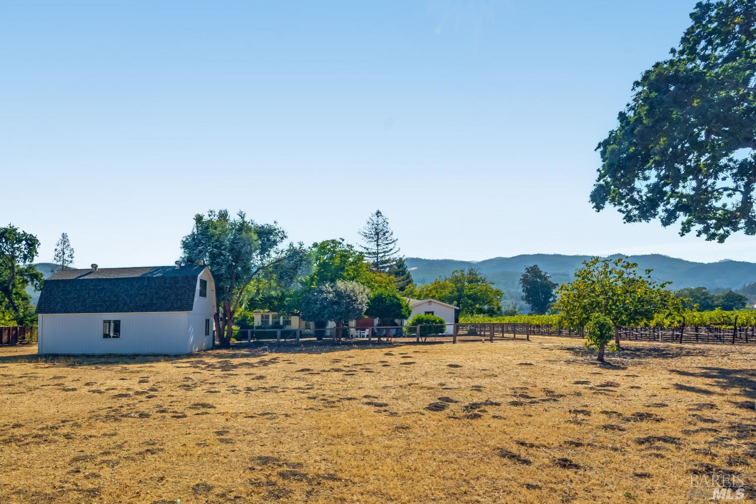 1234 Davis Lane St. Helena CA 94574