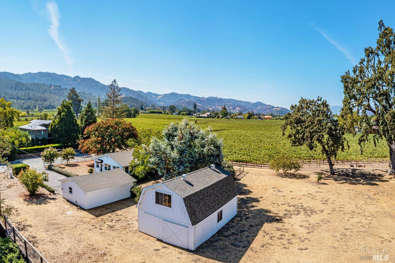 1234 Davis Lane St. Helena CA 94574