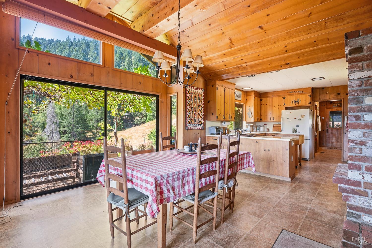 19170 Monahan Creek Road Yorkville CA 95494