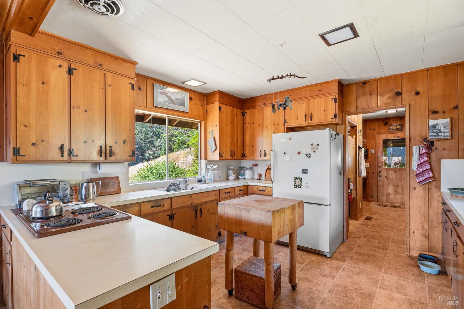 19170 Monahan Creek Road Yorkville CA 95494