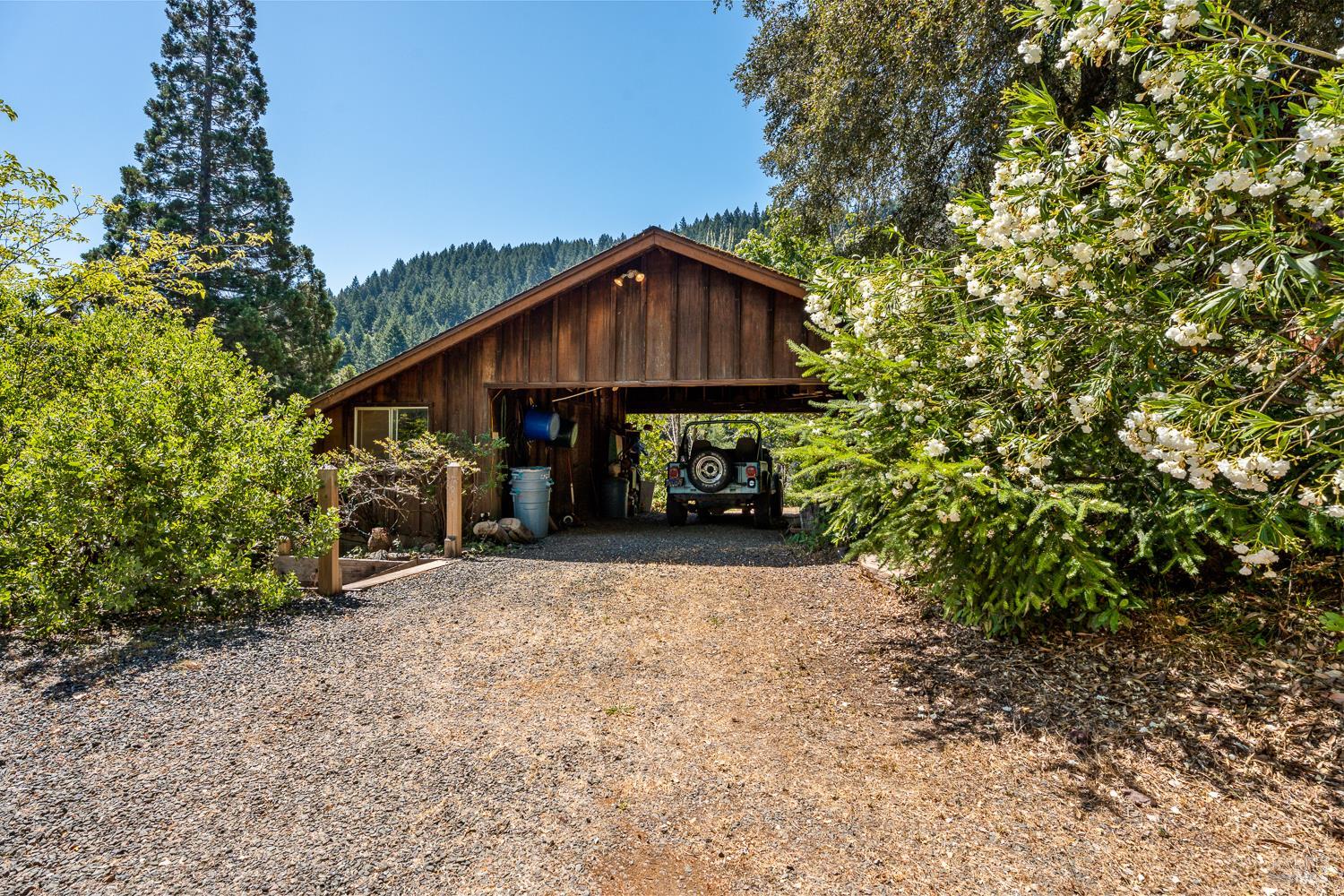 19170 Monahan Creek Road Yorkville CA 95494