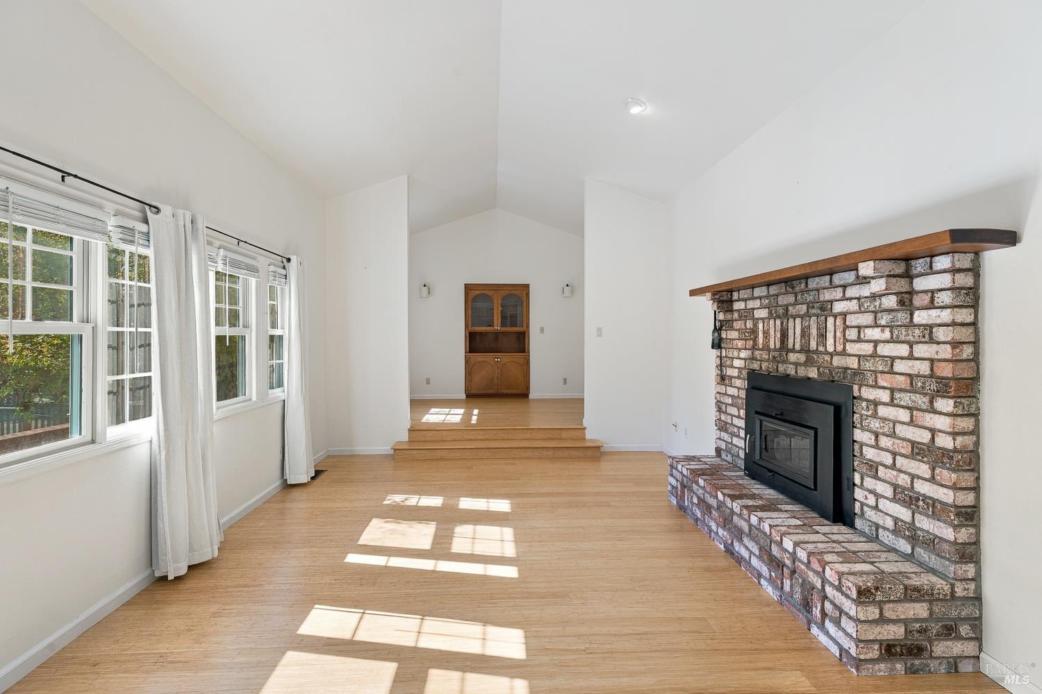 1260 Sequoia Plaza Ukiah CA 95482