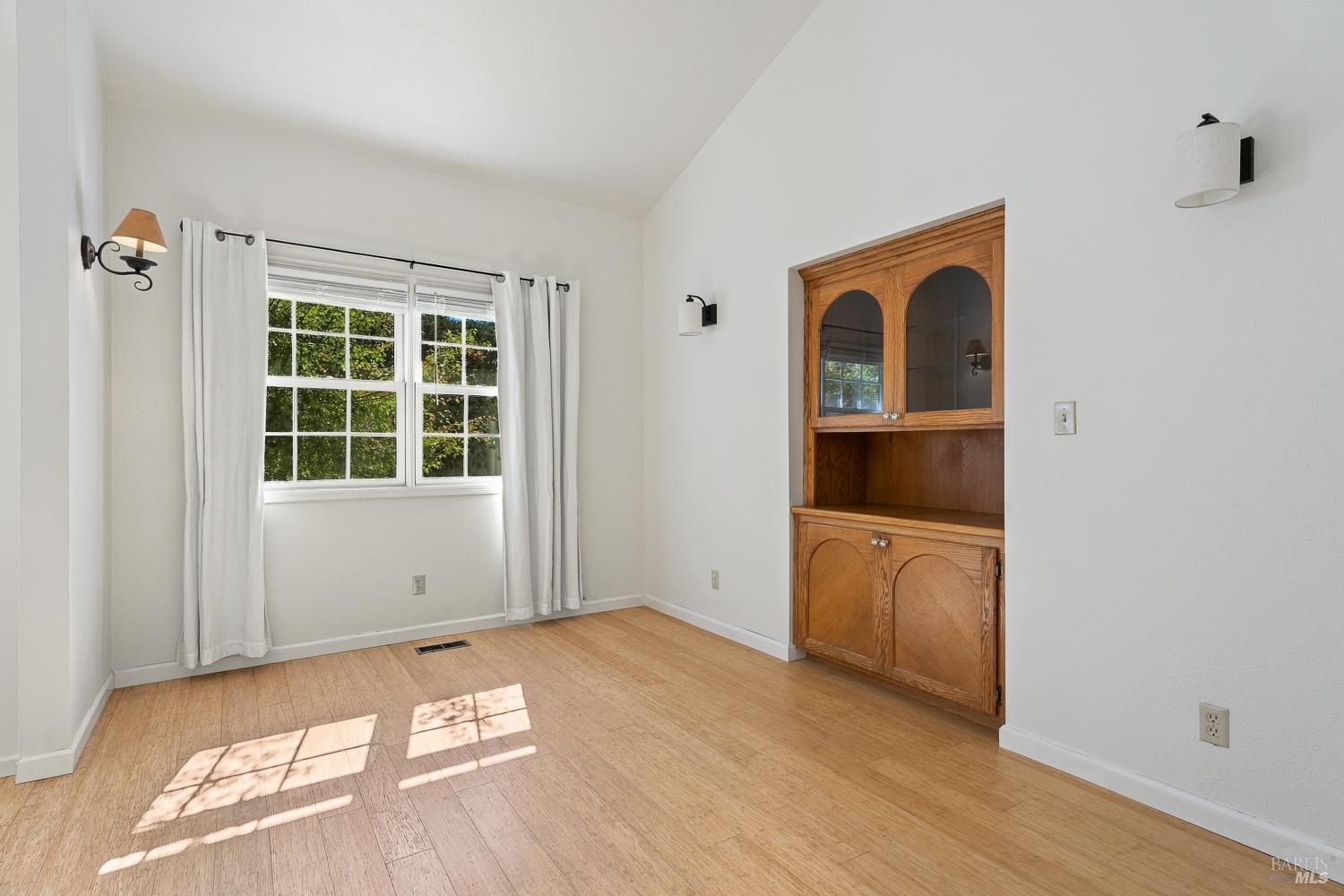 1260 Sequoia Plaza Ukiah CA 95482