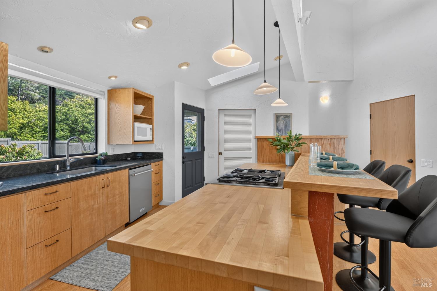 150 Black Point Close The Sea Ranch CA 95497