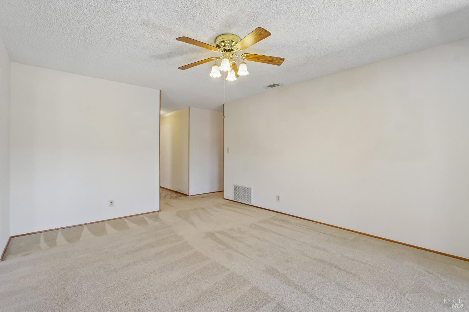 331 E Pacific Avenue Fairfield CA 94533