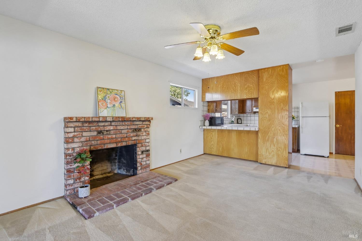331 E Pacific Avenue Fairfield CA 94533
