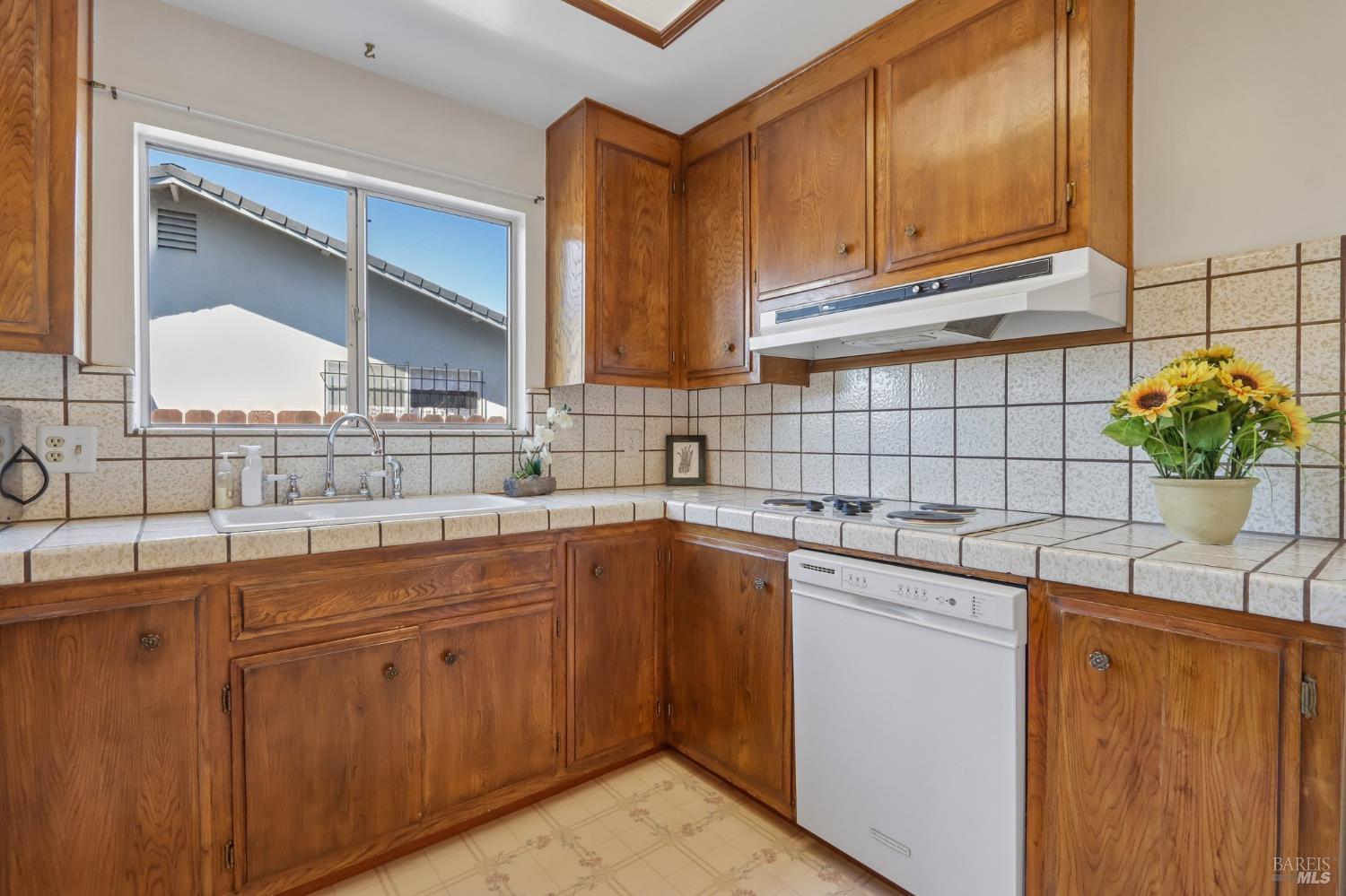 331 E Pacific Avenue Fairfield CA 94533