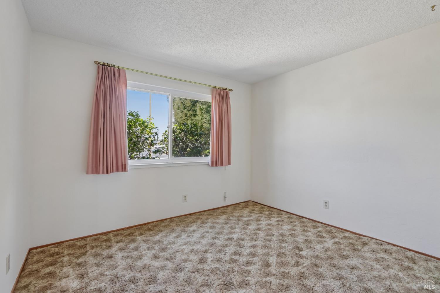 331 E Pacific Avenue Fairfield CA 94533