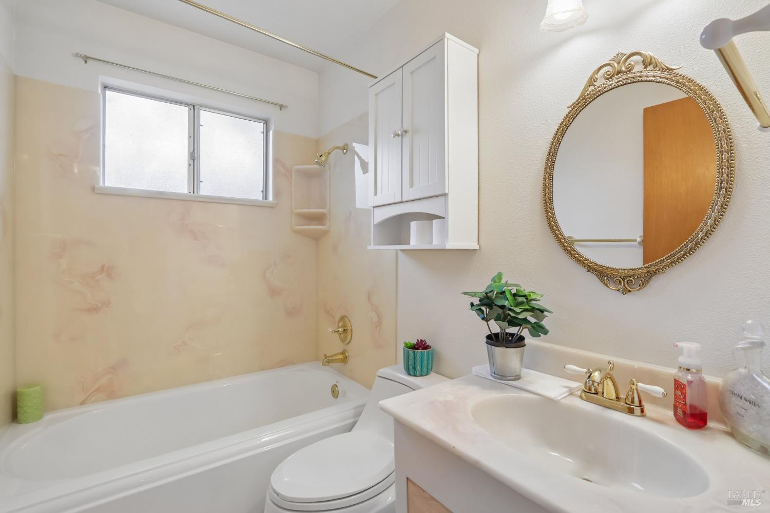 331 E Pacific Avenue Fairfield CA 94533